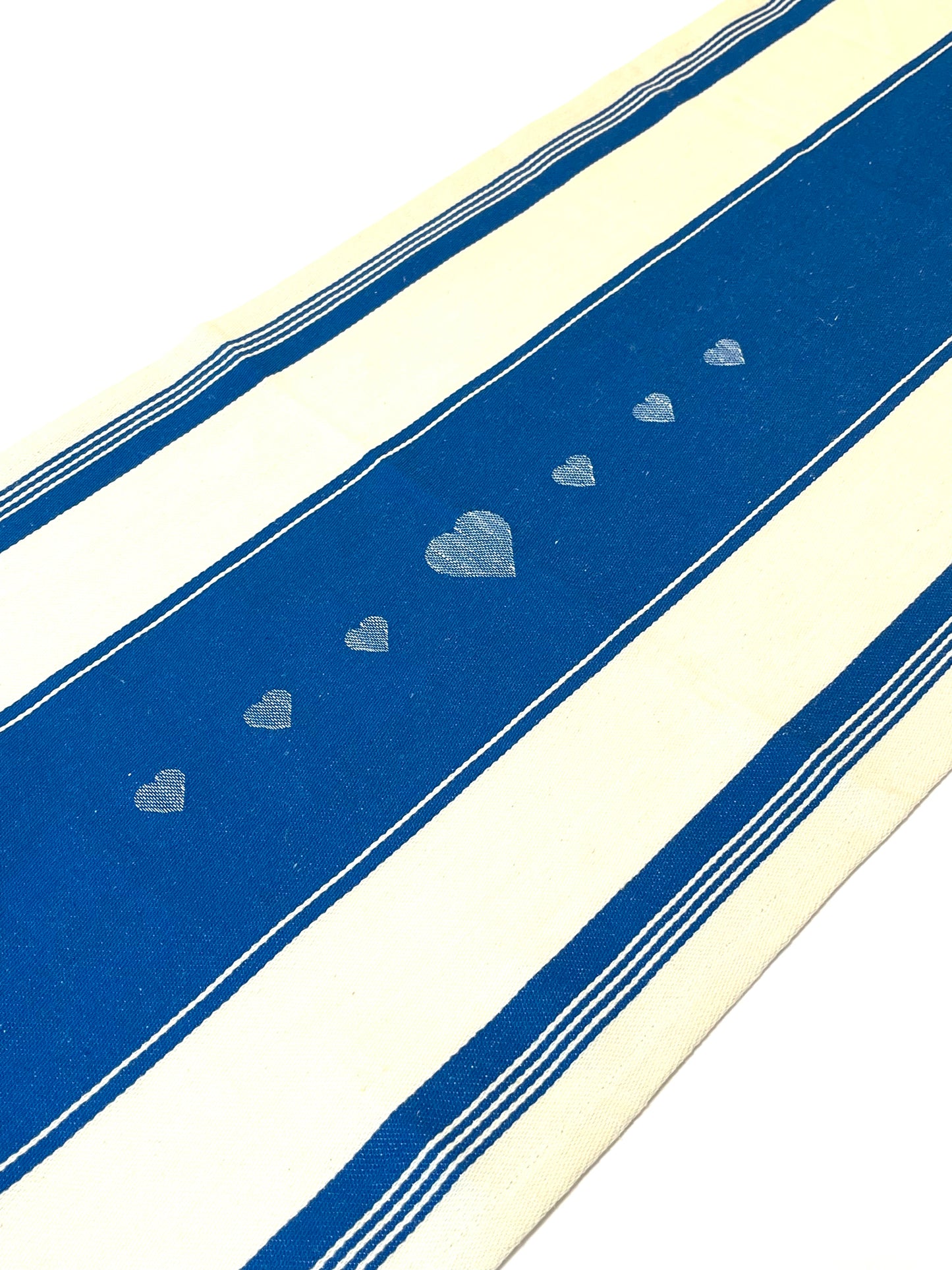 "Loving Life" Table Runner