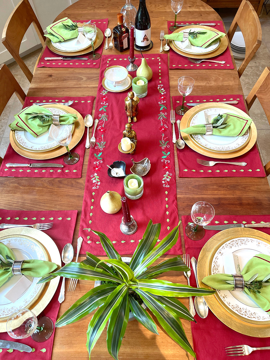 "Joy Collection" - Table Runner