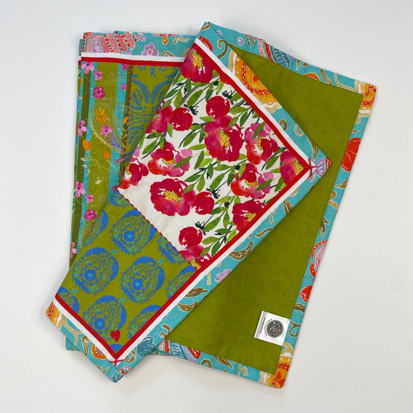 "A Touch Of Love Collection" Table Runner