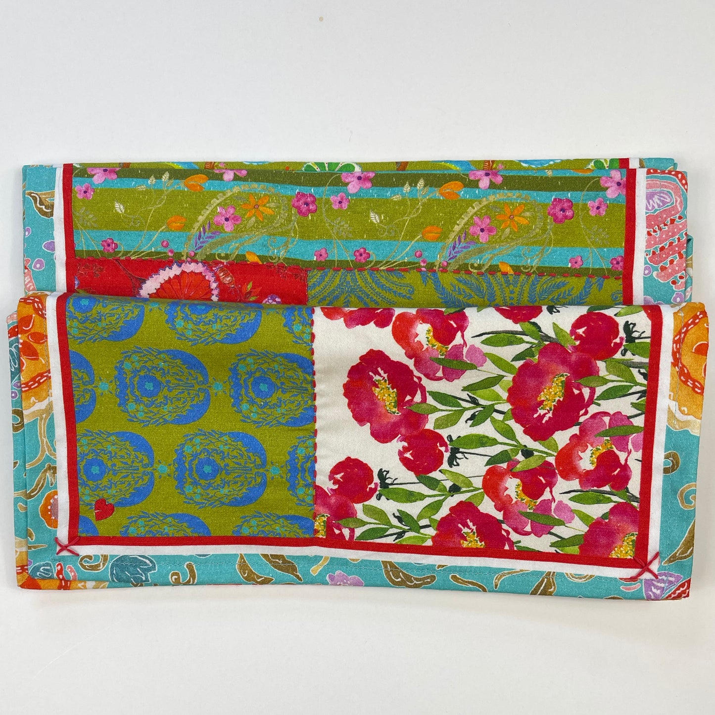 "A Touch Of Love Collection" Table Runner