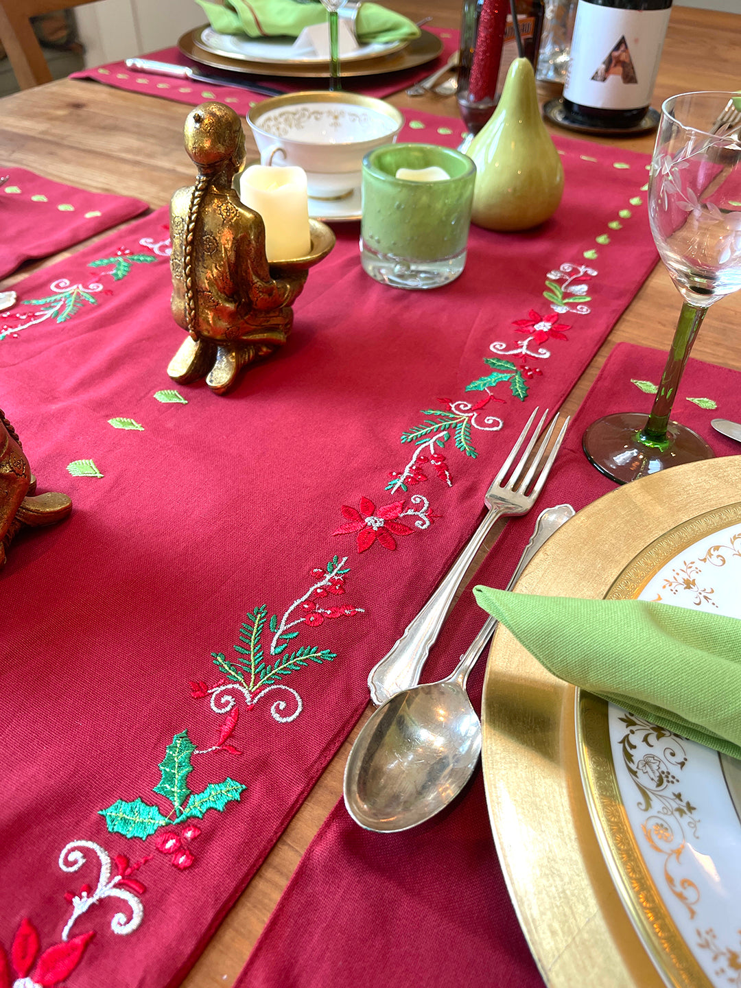 "Joy Collection" - Table Runner