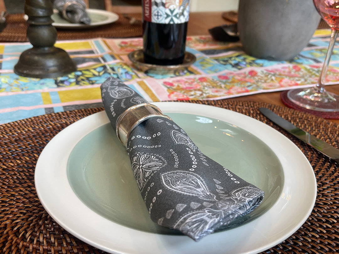 "Oratory" Table Runner