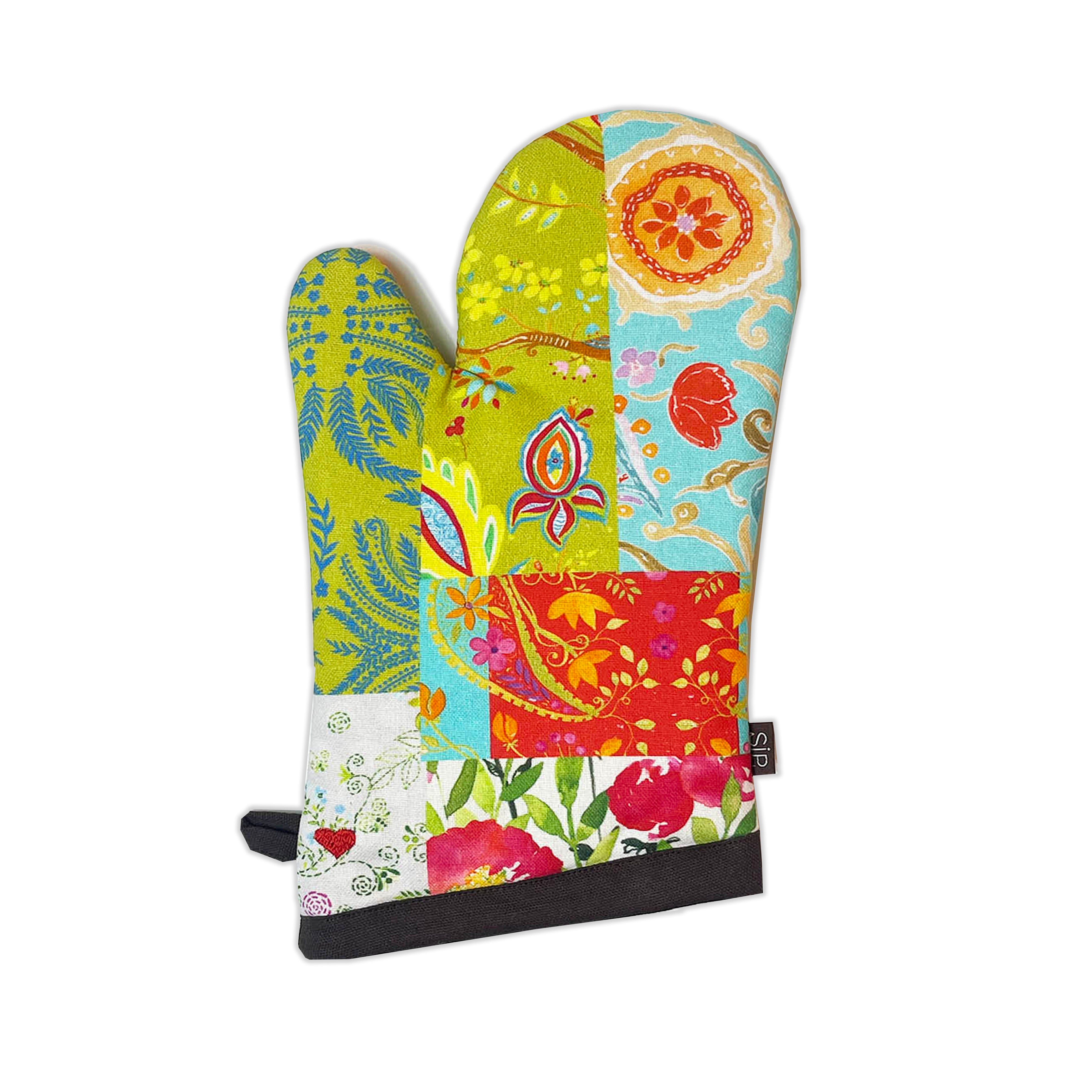 "A Touch of Love" Oven Mitt